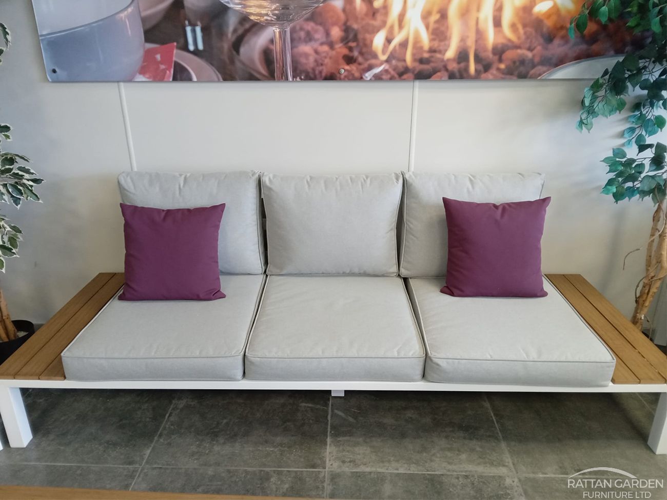 Java Aluminium Bench Dining Set