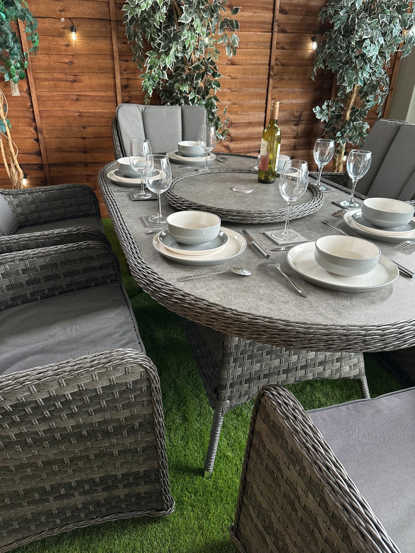 Rattan Serena Vienna 6 Seater Oval Dining Set