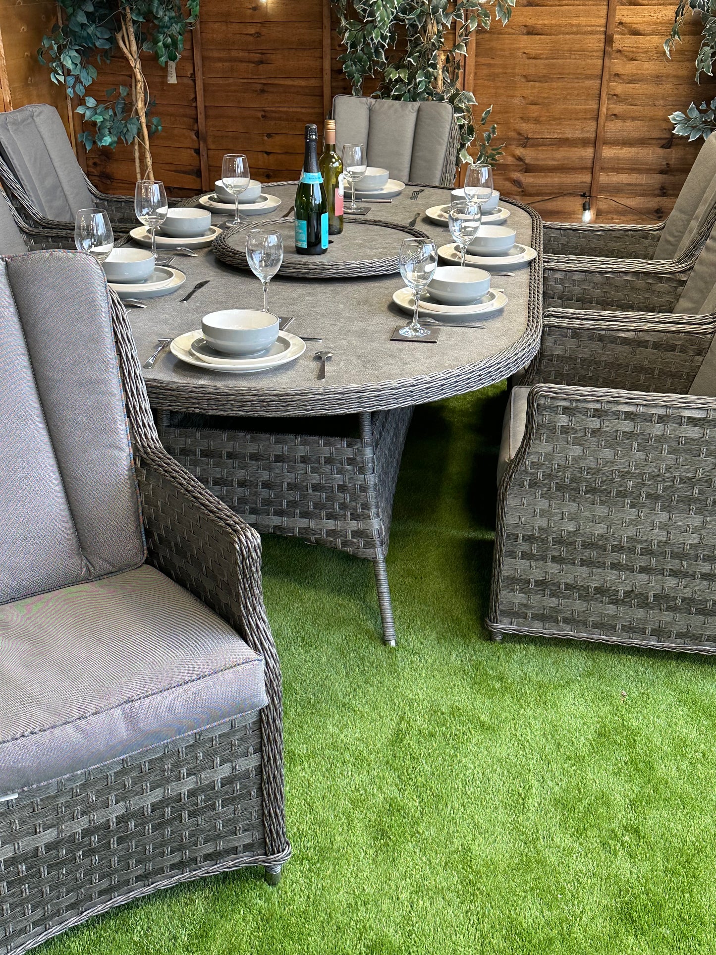 Rattan Serena Paris 8 Seater Oval Dining Set