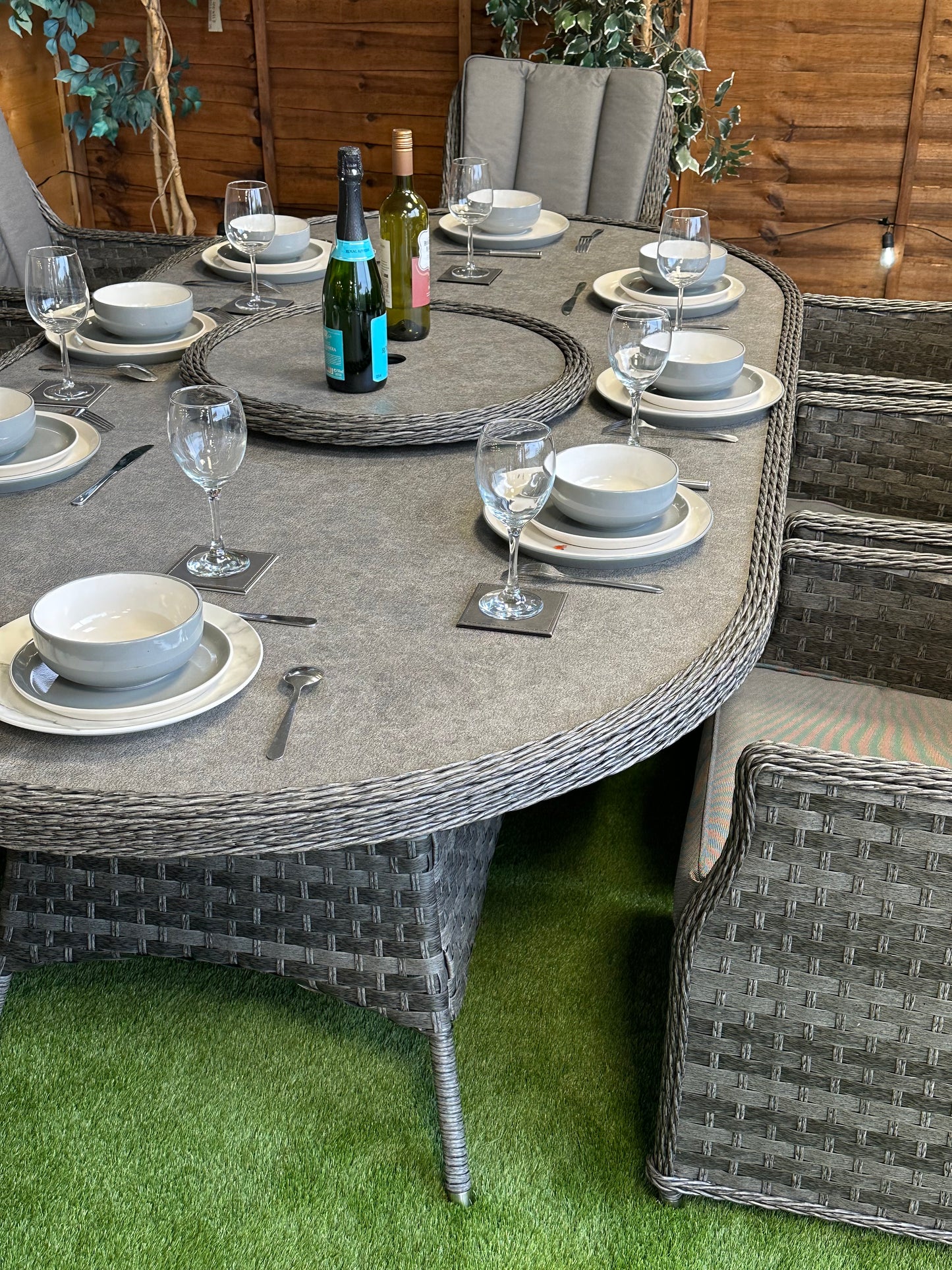 Rattan Serena Paris 8 Seater Oval Dining Set