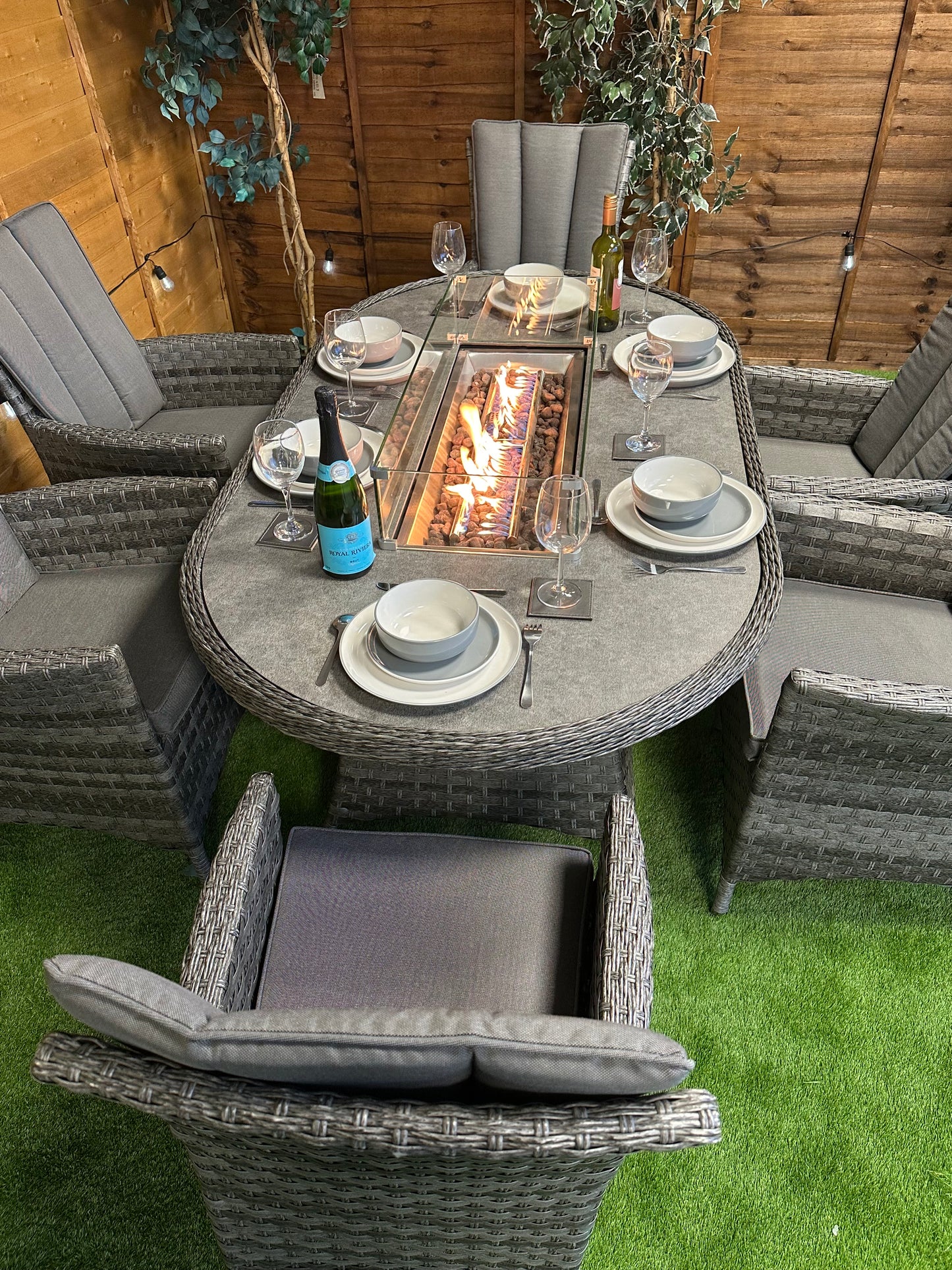Serena Rattan Atlanta 6 Seater Oval Fire Pit Dinner Set