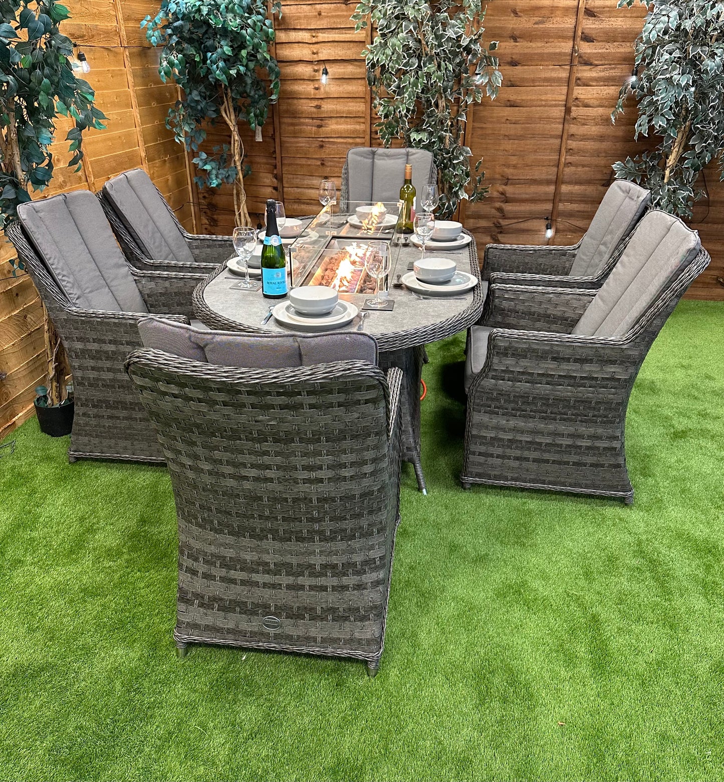 Rattan Serena Paris 6 Seater Oval Fire Pit Dining Set