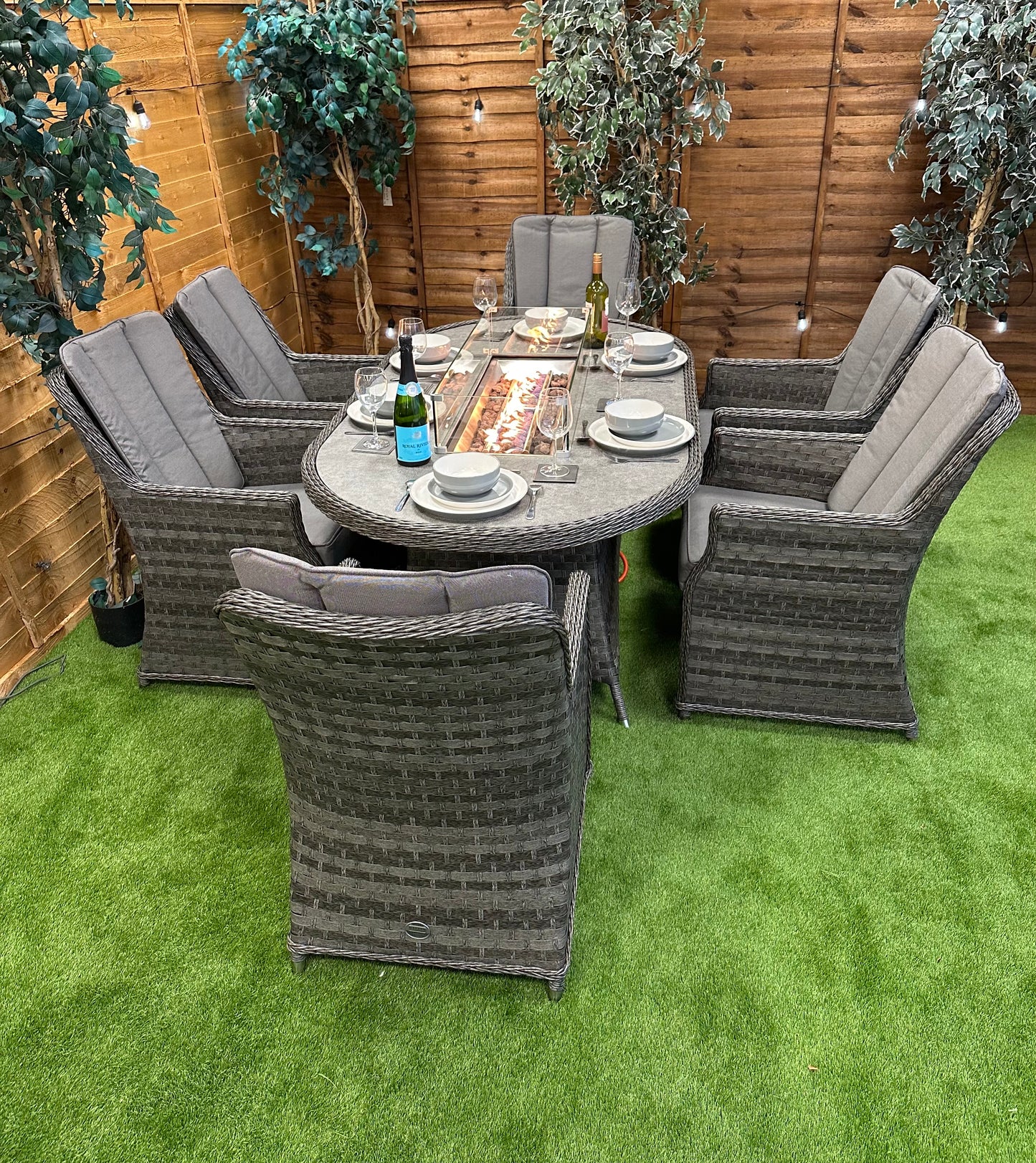 Rattan Serena Paris 6 Seater Oval Fire Pit Dining Set