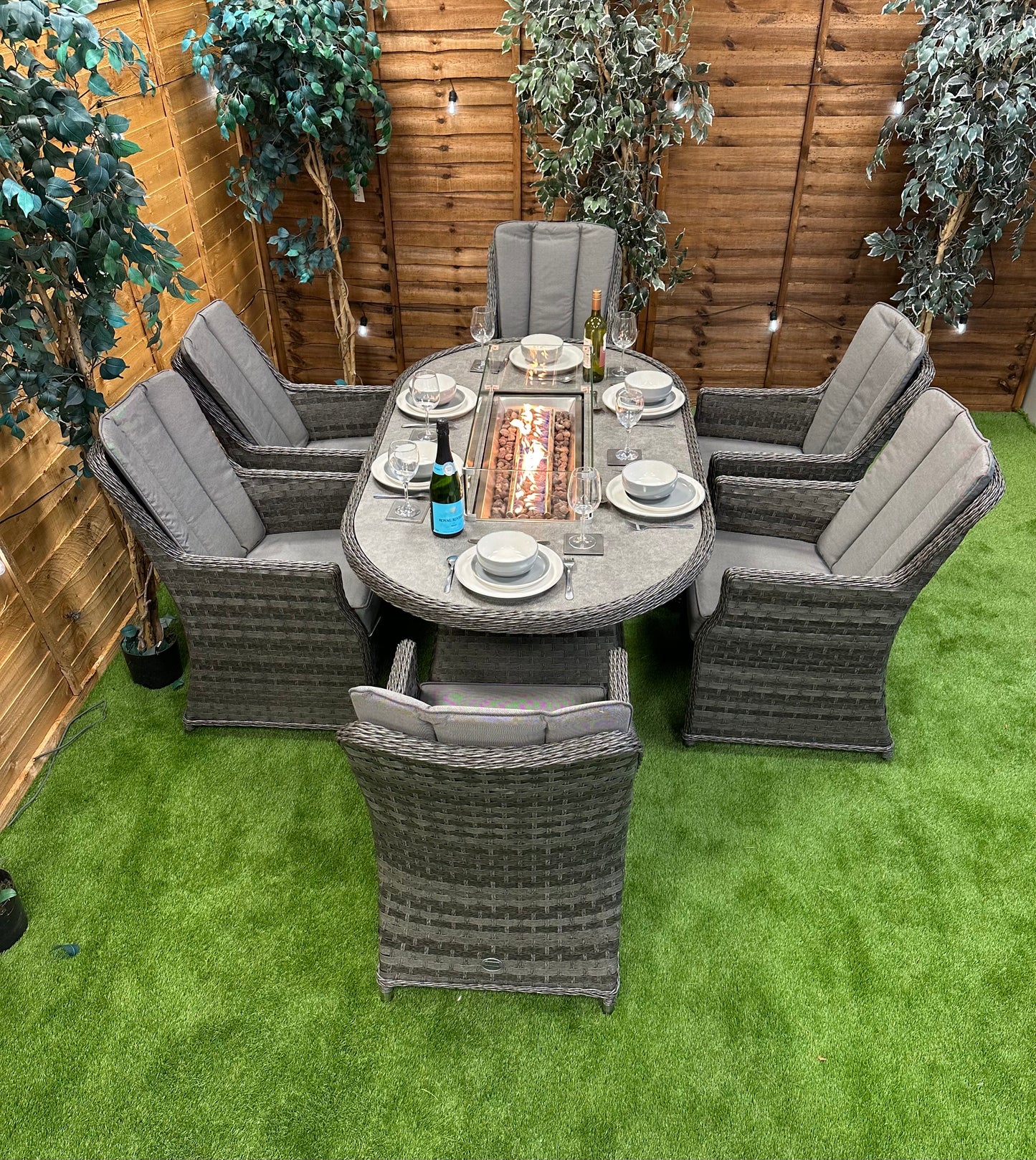 Rattan Serena Paris 6 Seater Oval Fire Pit Dining Set