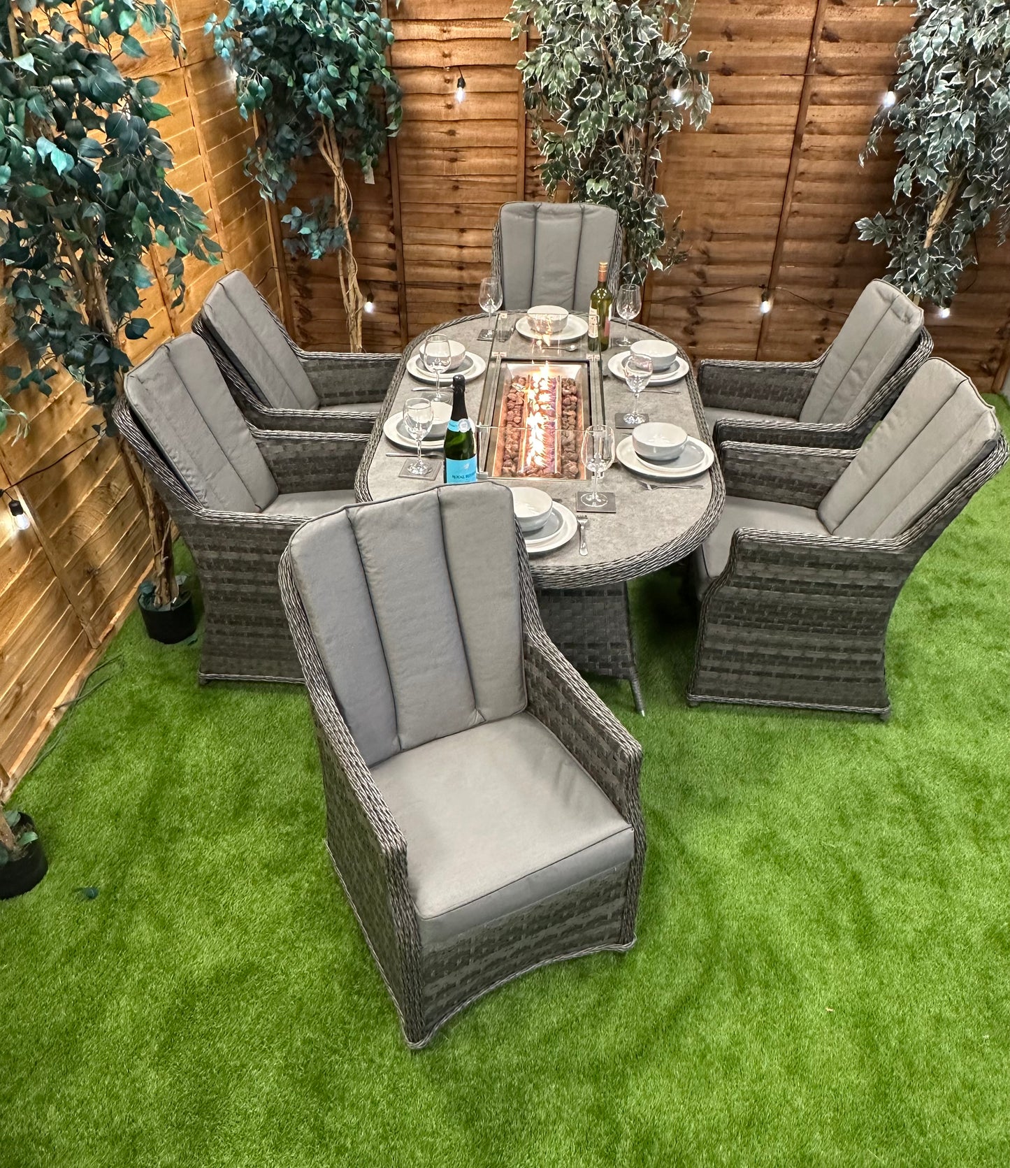 Rattan Serena Paris 6 Seater Oval Fire Pit Dining Set
