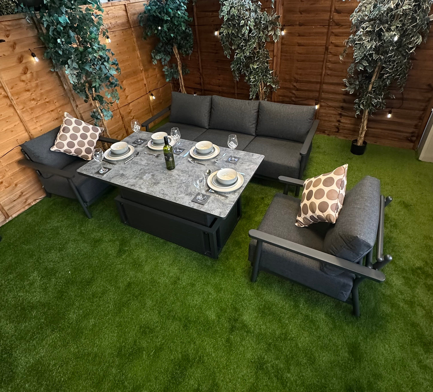 Deluxe Aluminium 5 Seat 4 Piece Sofa Patterned Rising Table