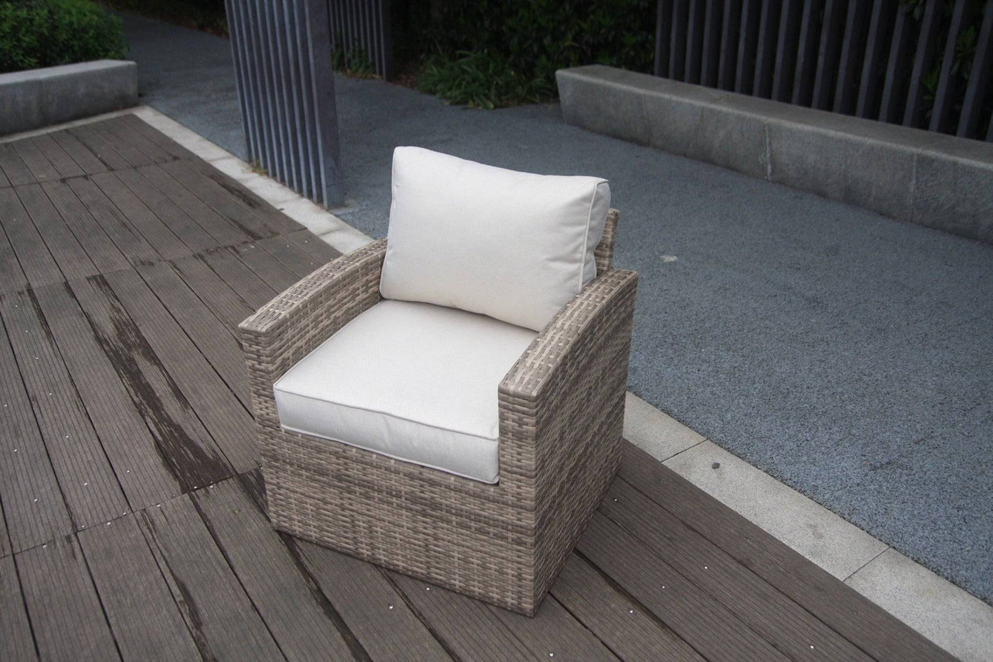 Champagne Chichester Rising Table Sofa Set
