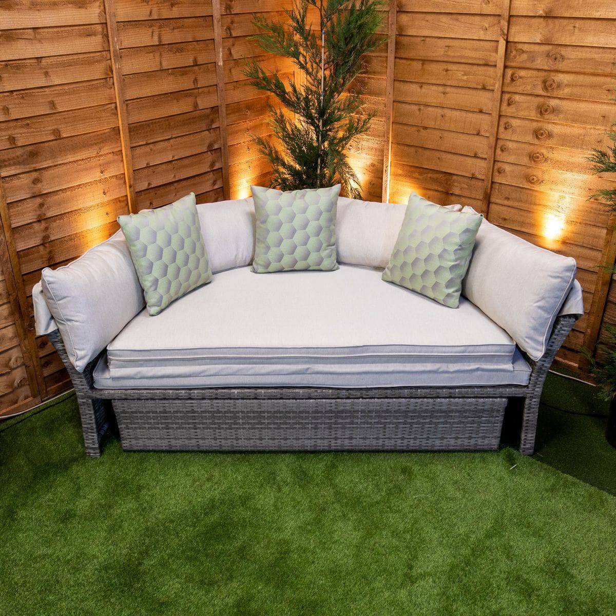 Champagne Day Bed With Canopy