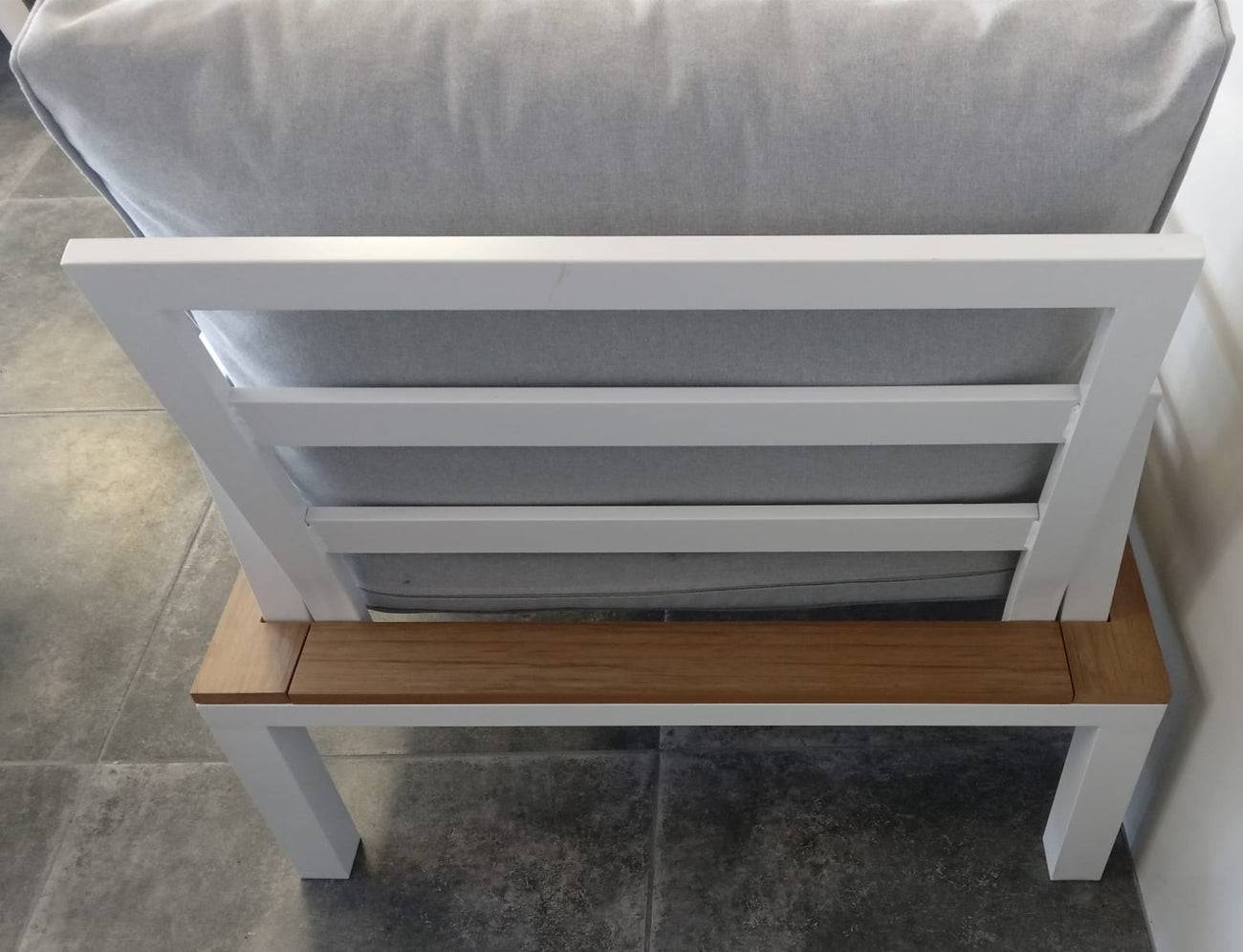 Java Aluminium Dining Set