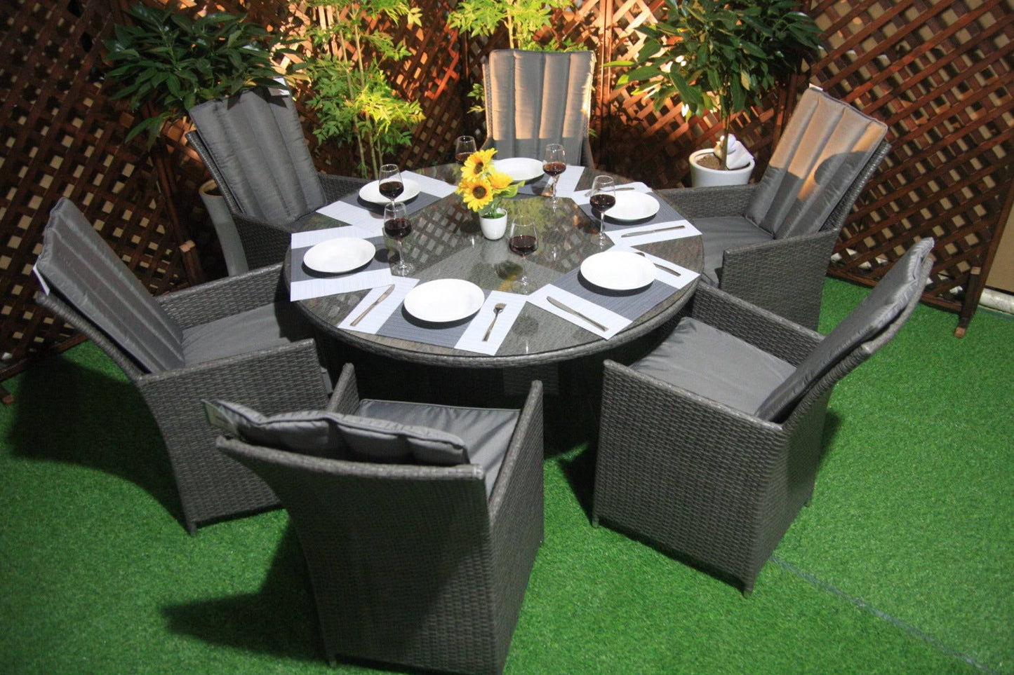 Rattan Ocean 6 Seater Round Garden Dining Set