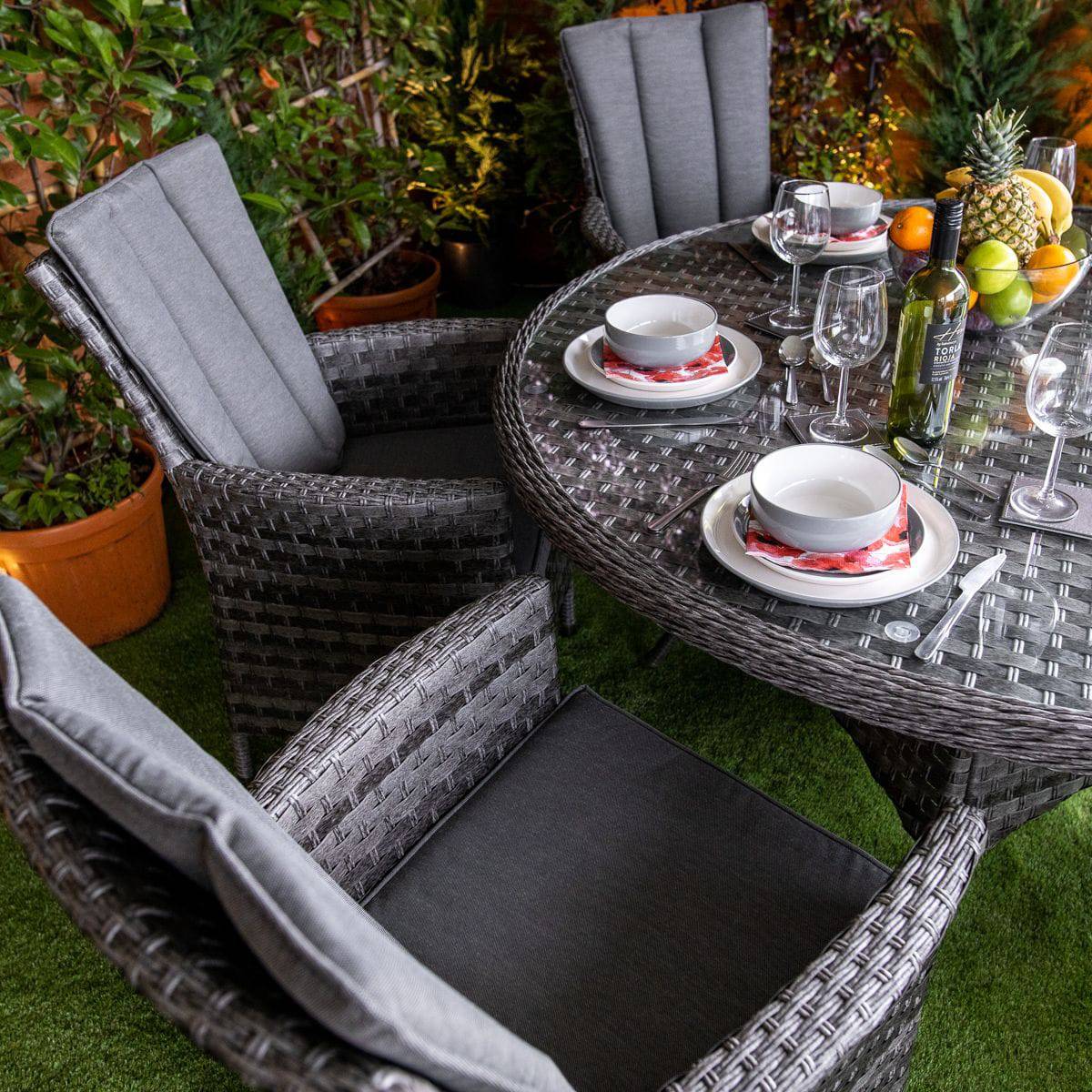 Serena Rattan Atlanta Round 6 Seater Dining Table Set
