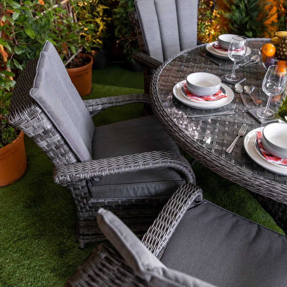 Serena Rattan Tokyo Round 6 Seater Garden Dining Set