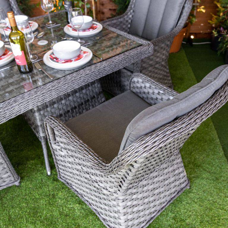 Serena Rattan Vienna Square 4 Seater Garden Dining Set