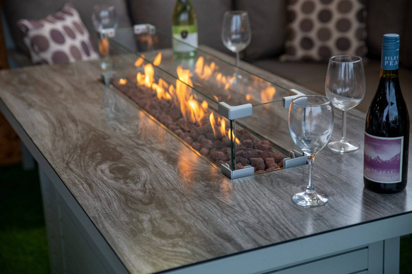 Soho aluminium corner fire pit dining set