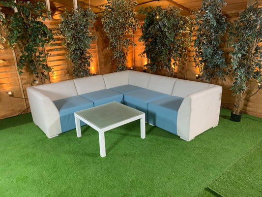 Sunbrella Corner Sofa With Coffee Table