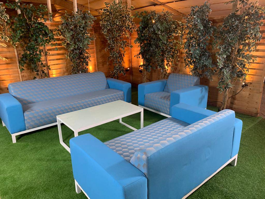 Sunbrella Extra Large 3 Seat 2 Seat Armchair And Coffee Table