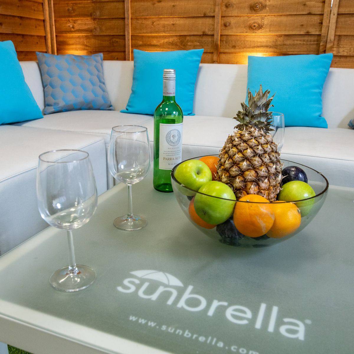 Sunbrella Venice Corner Sofa Set with Table - White