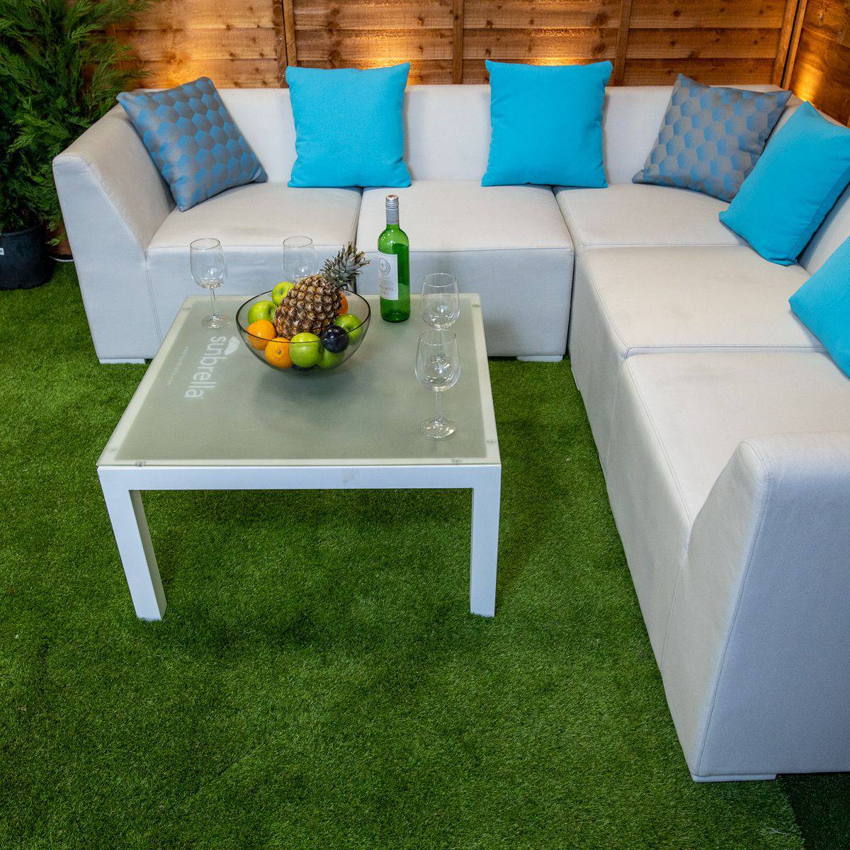 Sunbrella Venice Corner Sofa Set with Table - White