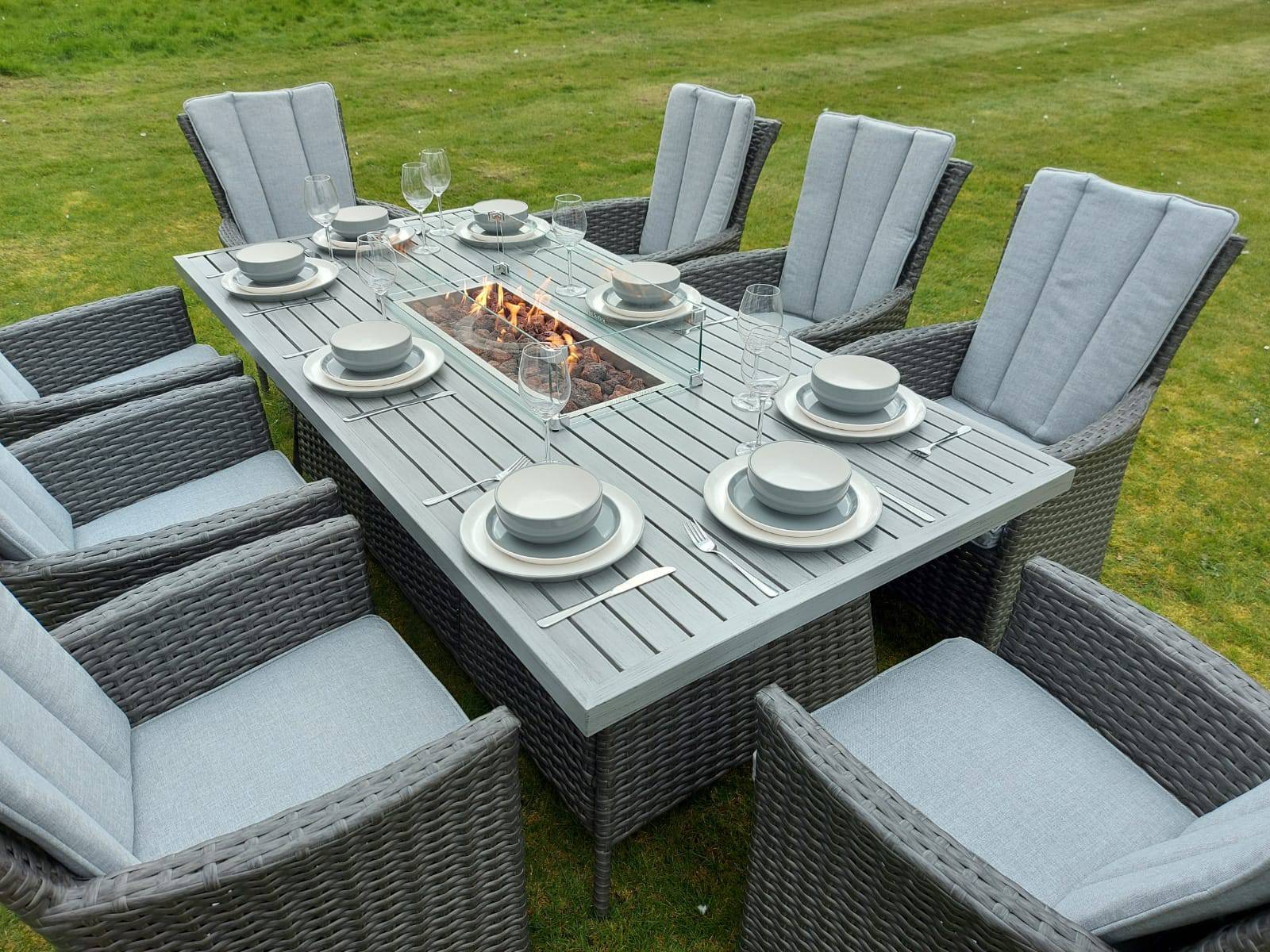 Table Top Fore Premium Champagne Atlanta 8 Seater Fire Pit Dining Set